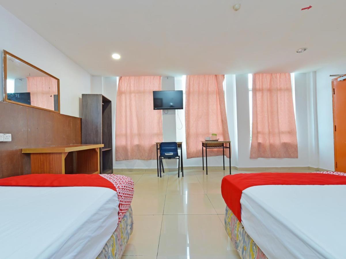 Super Oyo 90494 Sam Huat Hotel Kampong Atap Dış mekan fotoğraf